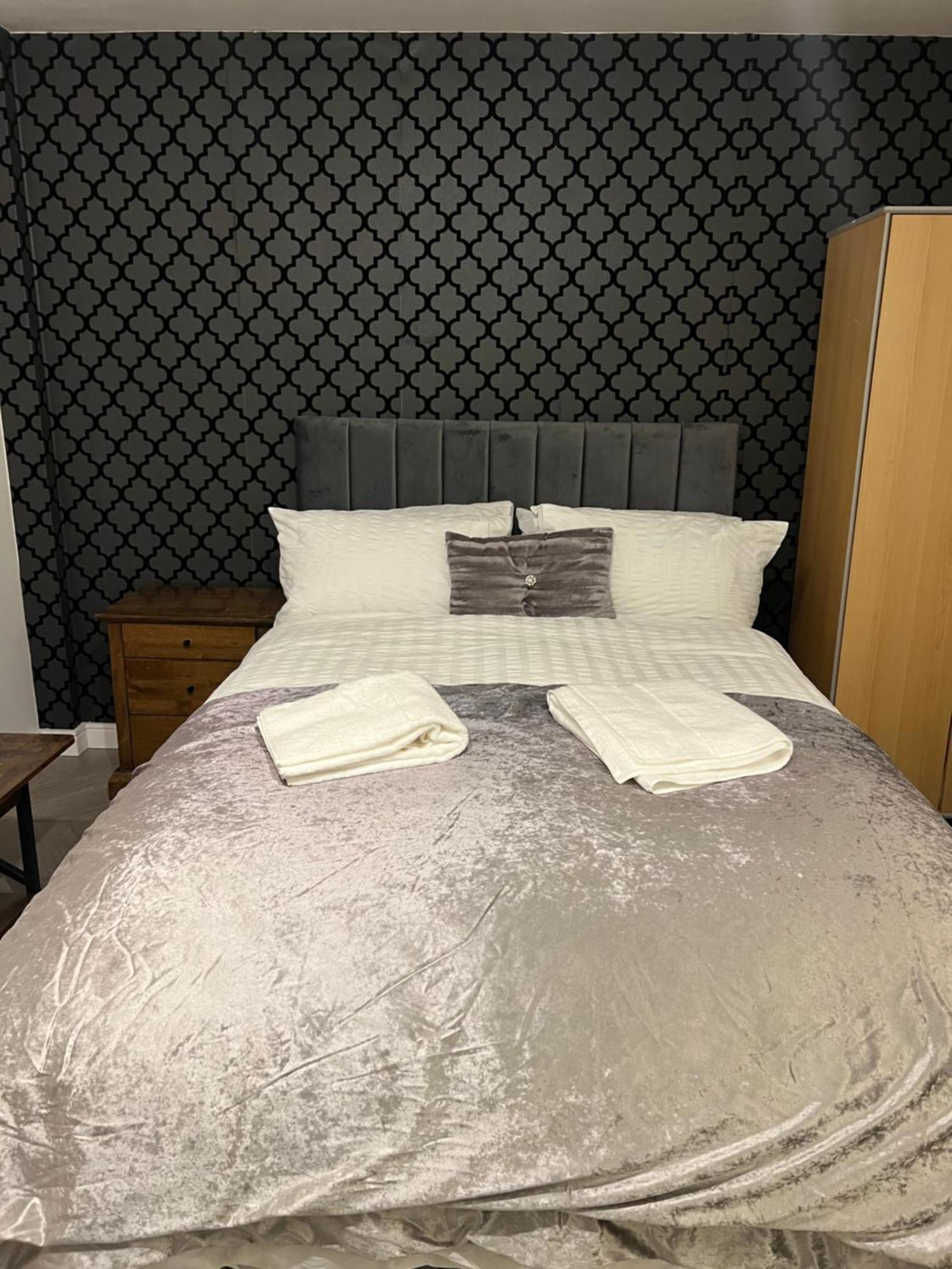 Studio Apartment Manchester Eksteriør billede